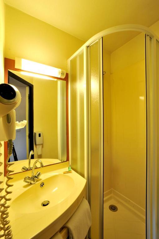 Hotel Amarante 브장송 객실 사진